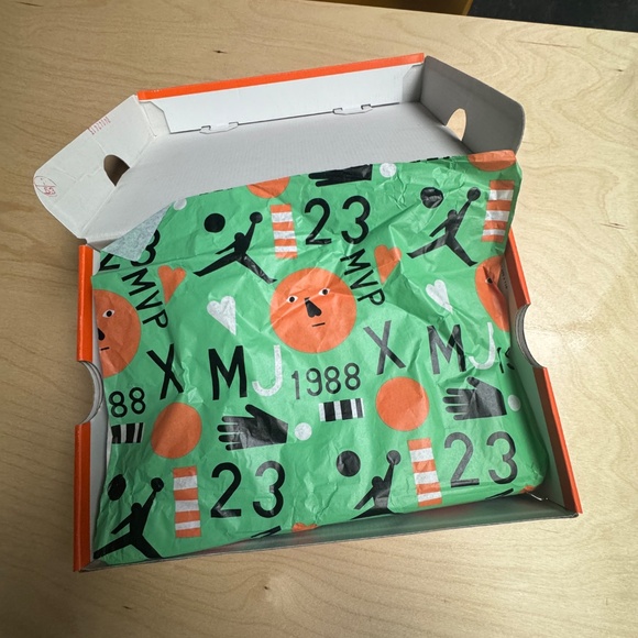 Jordan 3 Retro SP Nina Chanel Abney Bicoastal (Women's) - Picture 2 of 15